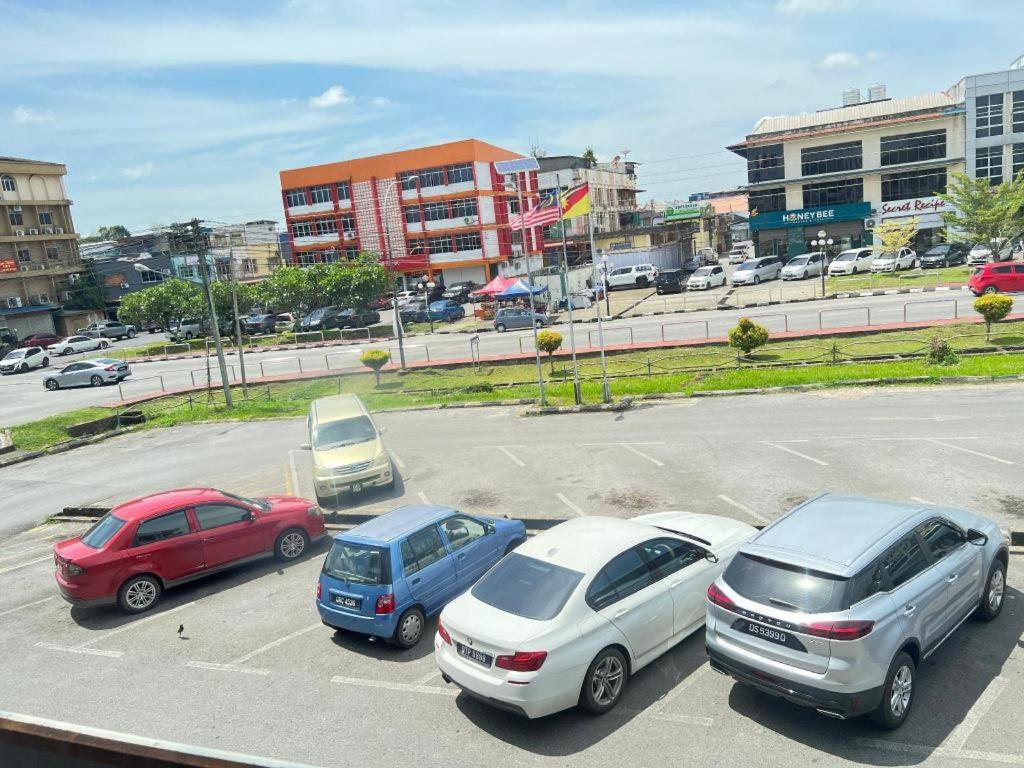 Mega Inn Sri Aman Simanggang Ngoại thất bức ảnh